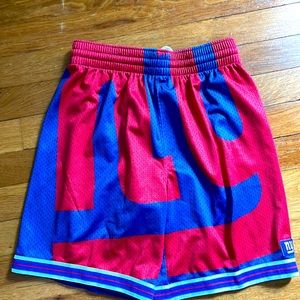 NWOT NY Giants shorts
